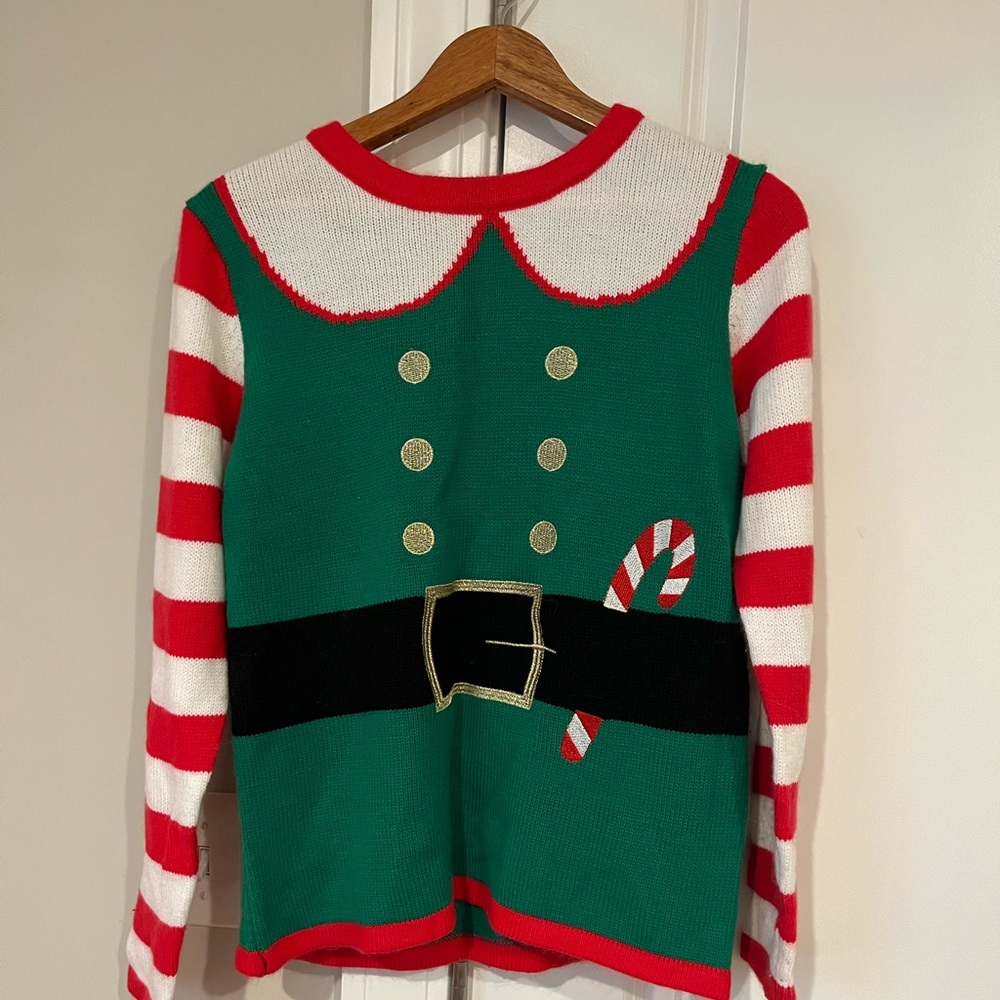 LIKE NEW 🎄Holiday Sweater